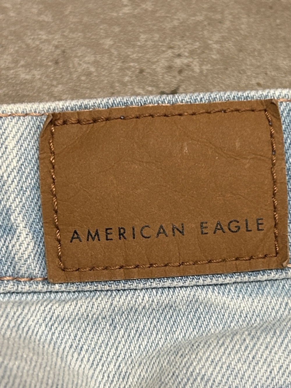 American Eagle Light Wash Highest Rise Baggy  Straight Jeans - Picture 2 of 8
